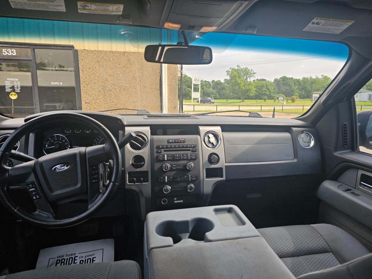 2011 SILVER Ford F-150 Platinum SuperCrew 6.5-ft. Bed 2WD (1FTFW1CT4BF) with an 3.5L V6 TURBO engine, 4-Speed Automatic transmission, located at 533 S Seven Points BLVD, Seven Points, TX, 75143, (430) 255-4030, 32.313999, -96.209351 - Photo#4